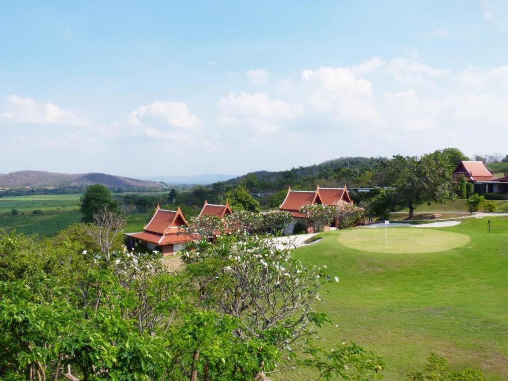 Baan Souchada Resort & Spa Сарабурі Екстер'єр фото